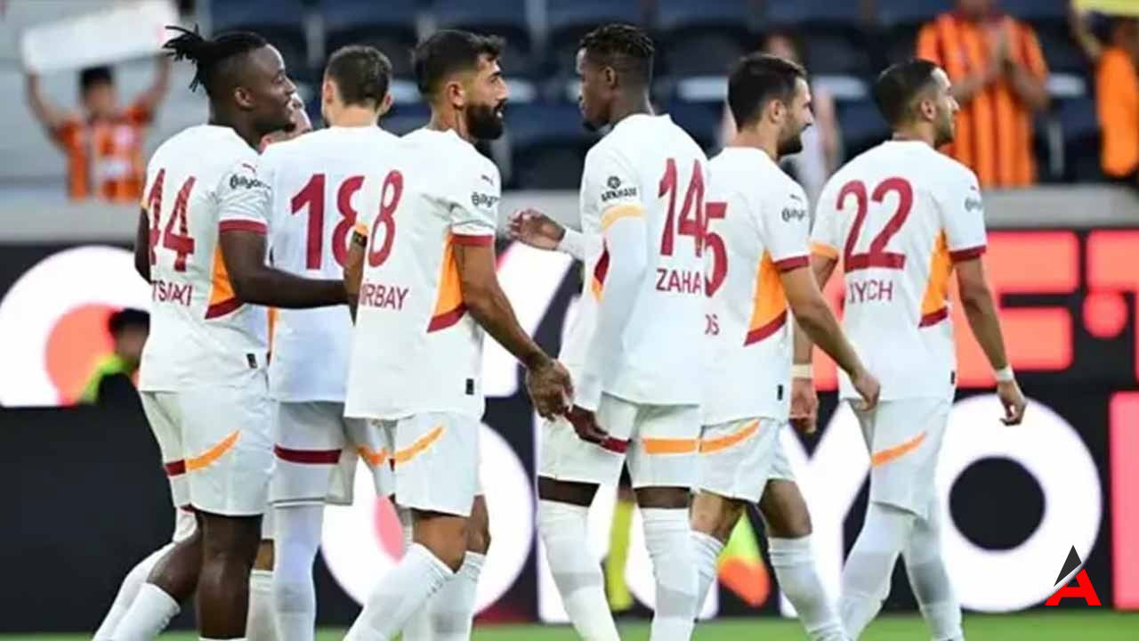 galatasaray-lecce-maci-sifresiz-izle.jpg